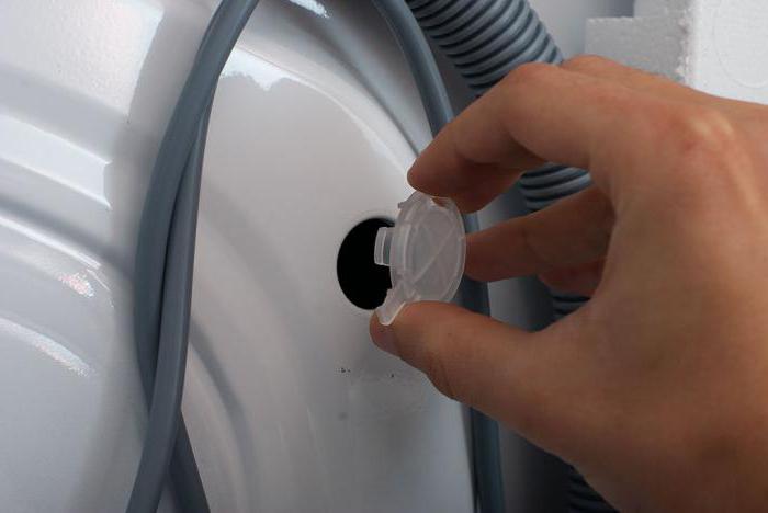 Транспортни болтове в пералната машина: за какво се използват и как да ги махнете