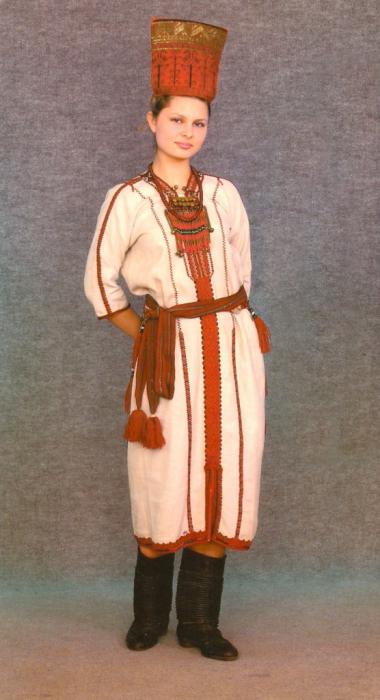 Мордовска национална носия снимка