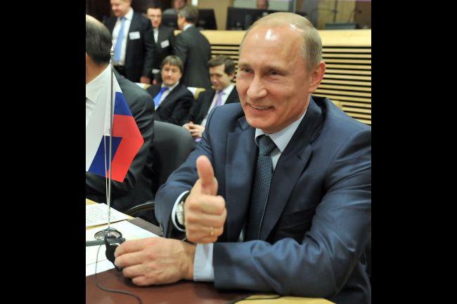 Въпросът, който интересува всички: "Колко печели Путин?"