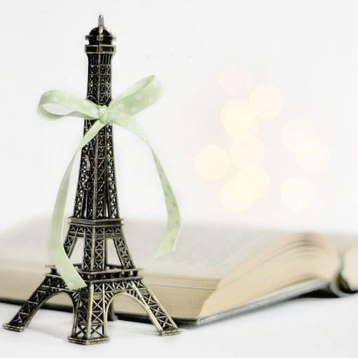 Какво да донесете от Париж: инструкции за туристите